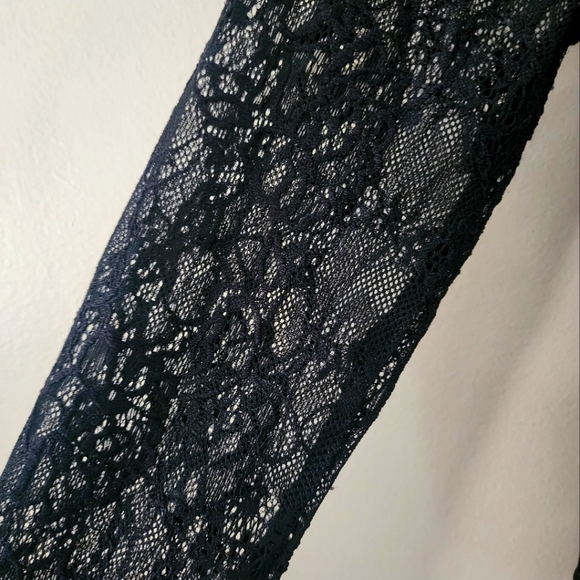 Lace crop top - Picture 4 of 5